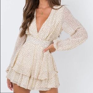 Princess Polly Cream Polka Dot Long Sleeve Romper With A Tie Bow Size 6